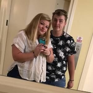 Meet your Posher, Holly